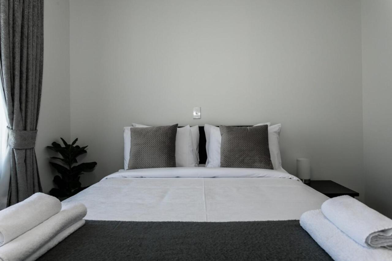 Gorgeous 3 Bedroom Townhouse オークランド エクステリア 写真