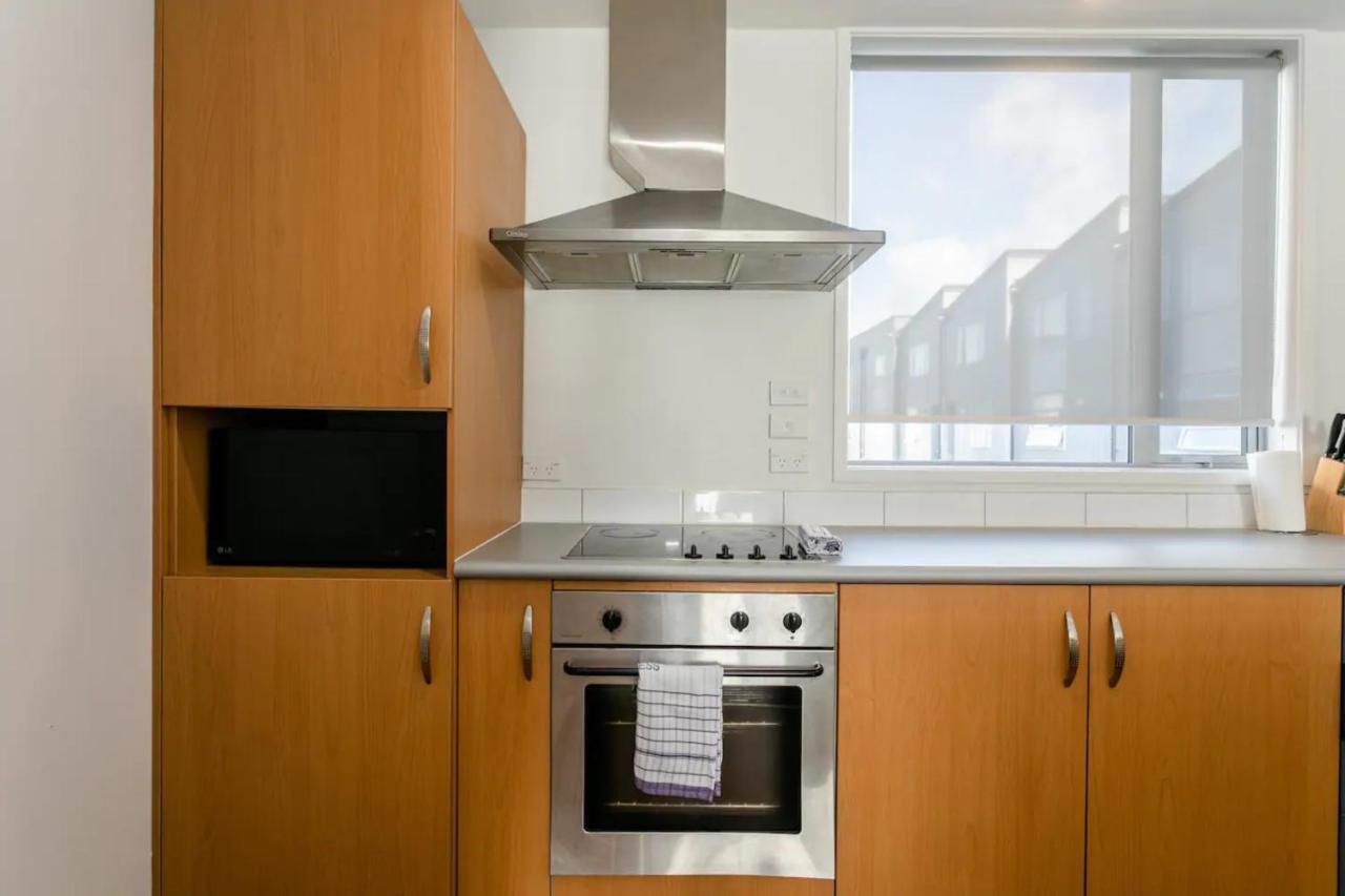 Gorgeous 3 Bedroom Townhouse オークランド エクステリア 写真